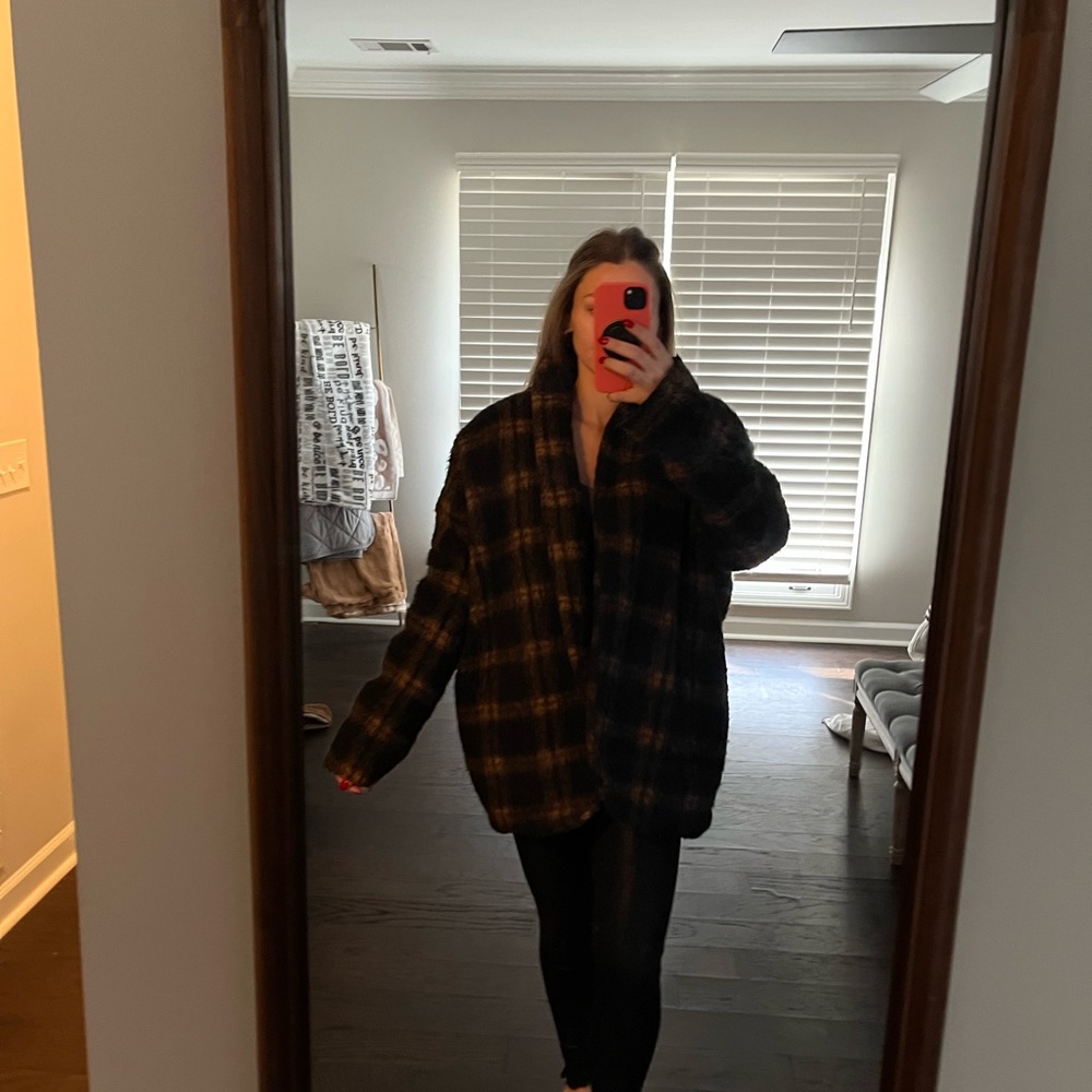 Cardi - Picture 5 of 7